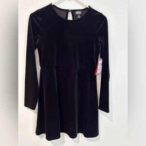 Girls sz14 nwt black velvet dress
